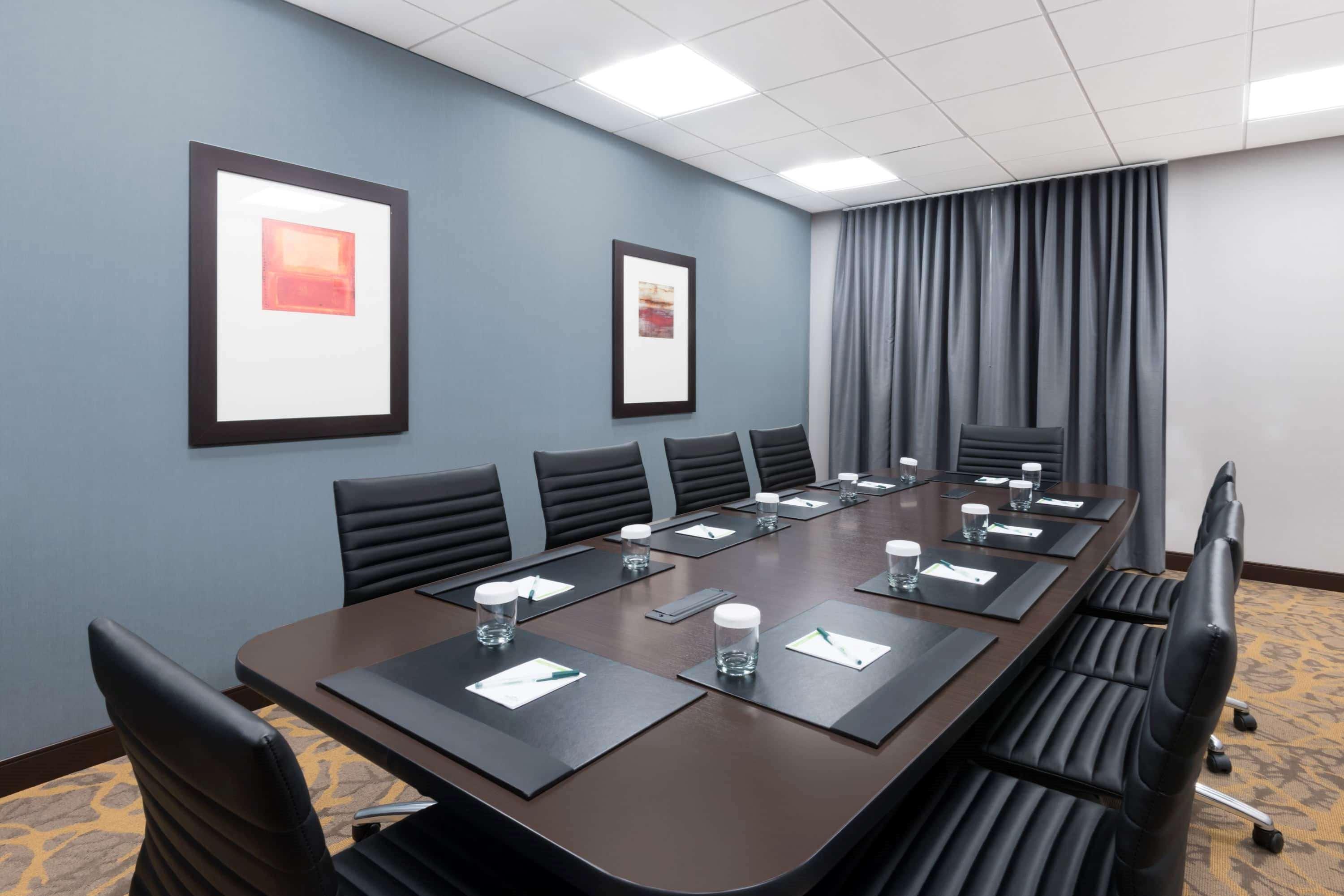 Wingate By Wyndham Sidney Hotel Ngoại thất bức ảnh